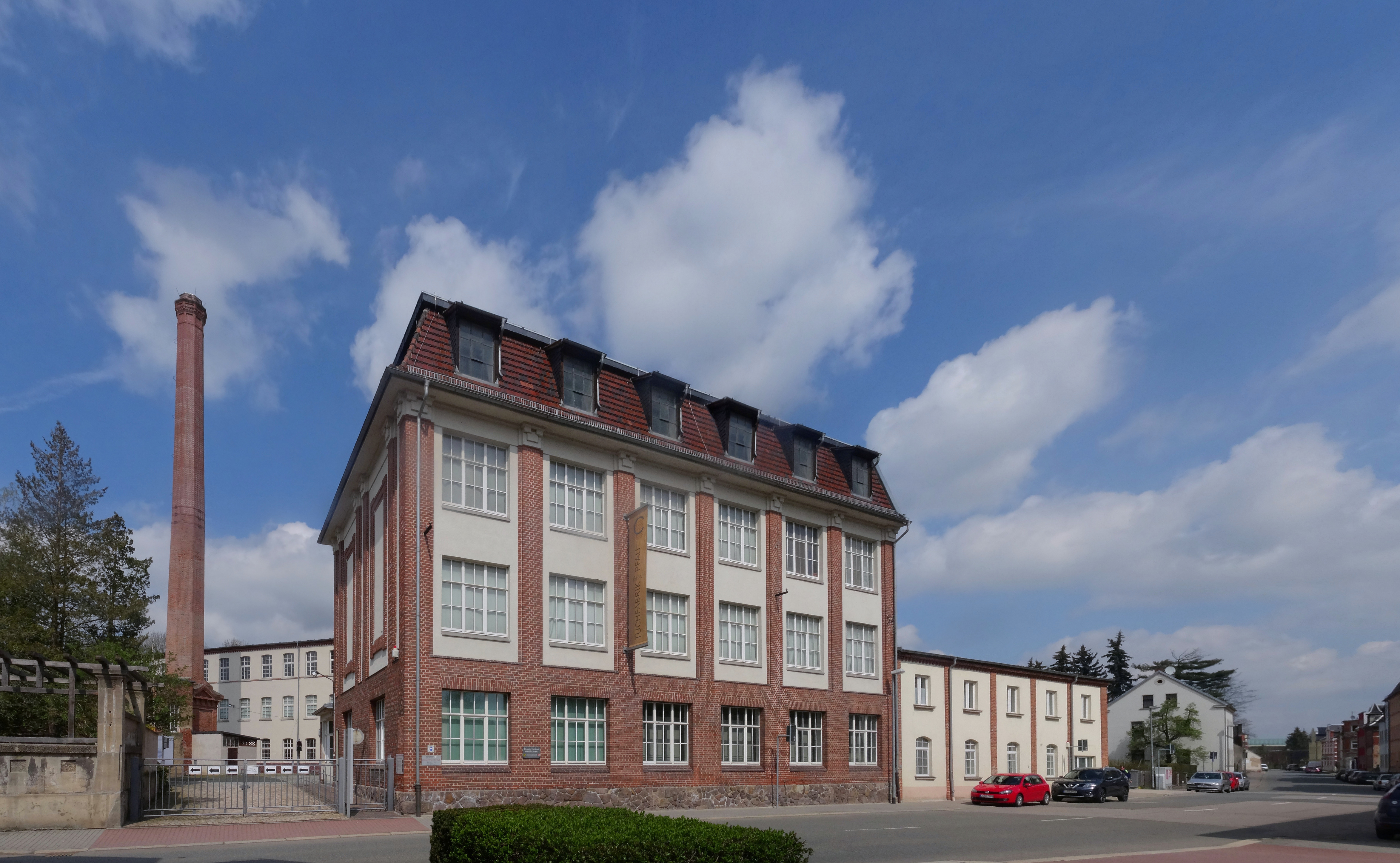Tuchfabrik Pfau